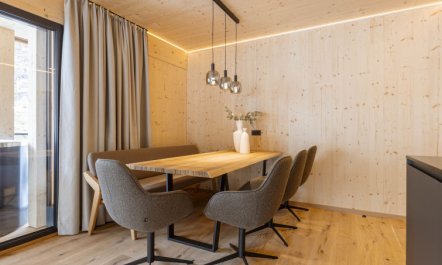 Premium Suite mit 2 SZ & Mini-Spa Apartment 10 2