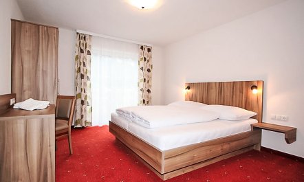 Pfeifer Apartment 2 3