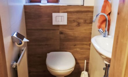 Althaus Apartment 2 6