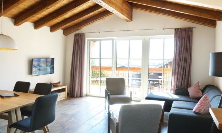 Superior # 221 für bis 4 Personen Apartment 15 2