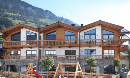 Superior # 221 für bis 4 Personen Apartment 15