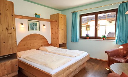 Christoph Apartment 2 7