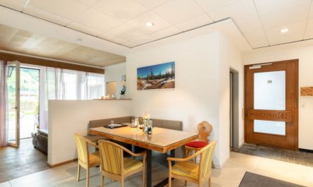 Garten Apartment 5 2