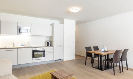Superior mit 1 Schlafzimmer & Pool Apartment 6 2