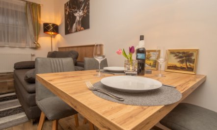 # 125 für bis zu 4 Personen Apartment 13 1