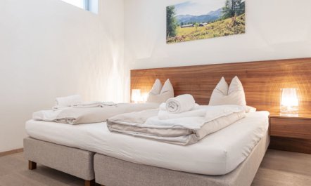 Superior & Pool Apartment 5 3