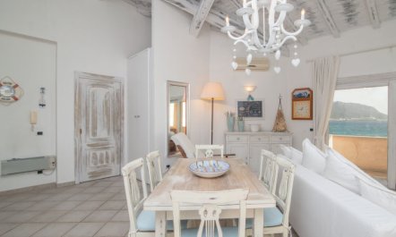 Camilla Apartment 18 6