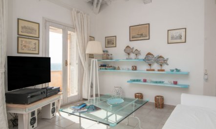 Camilla Apartment 18 4