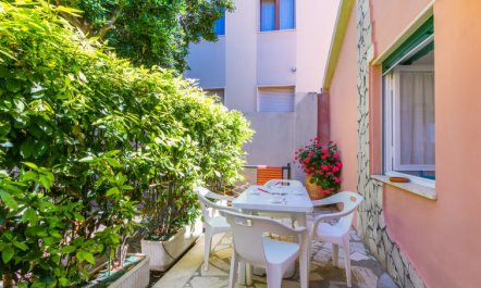 Harbour Apartment 2 2