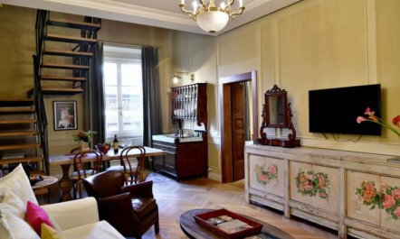 Santa Croce Apartment 2