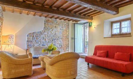 Boccaccio Apartment 4 6