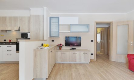 Bernard Apartment 3 2