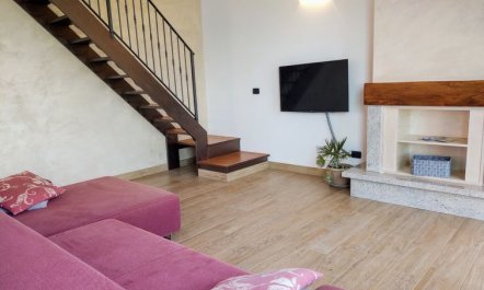 Robinia Apartment 2 5