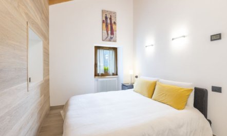 Borgonuovo Waterfall's House 3