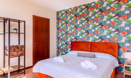 Piazza San Giuseppe Apartment 8 2