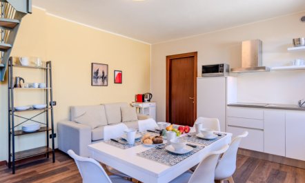 Piazza San Giuseppe Apartment 10 6