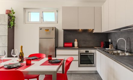 Sunny House Apartment 2 3