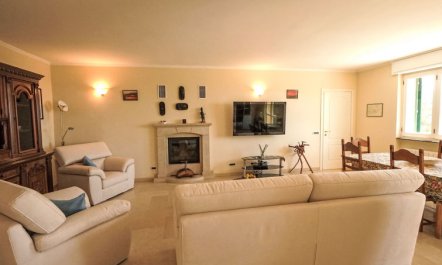 Primavera (PGI131) Apartment 3 3