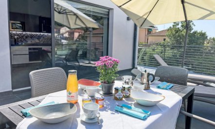 Albarola Apartment 2