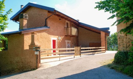 Poderi Alugi Serravalle