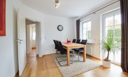 Am Golf- und Reitpark 7