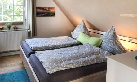 Hannelore Apartment 2 4