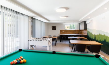 Park 2 Apartment 2 3