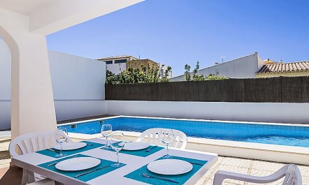 Galé 600m from the beach 1