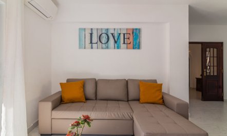 Galé 600m from the beach 7