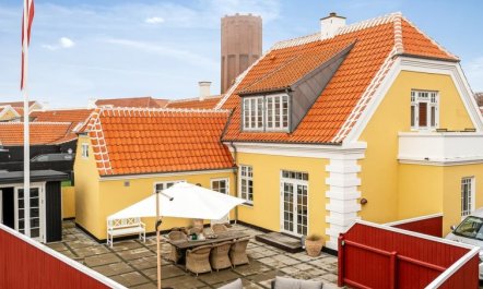 'Alexi' - 500m from the sea