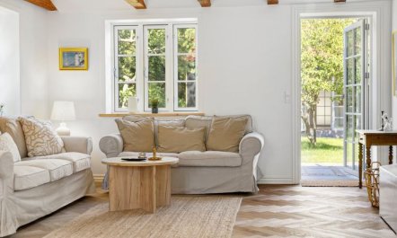 'Karmen' - 100m from the sea 3