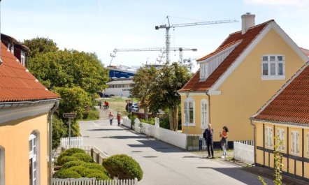 'Karmen' - 100m from the sea 2