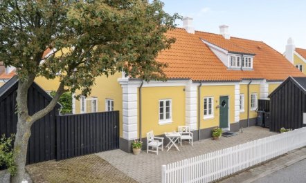 'Stephie' - 1.1km from the sea