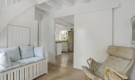 'Stephie' - 1.1km from the sea 7