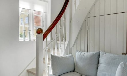 'Stephie' - 1.1km from the sea 6