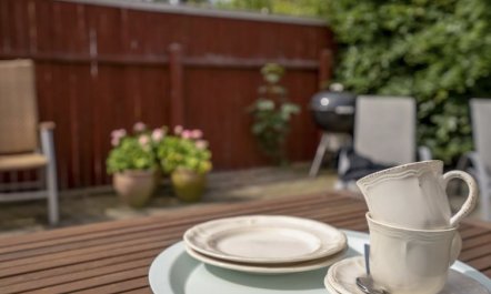 'Stephie' - 1.1km from the sea 2