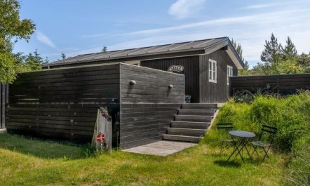 'Thorkil' - 800m from the sea 7