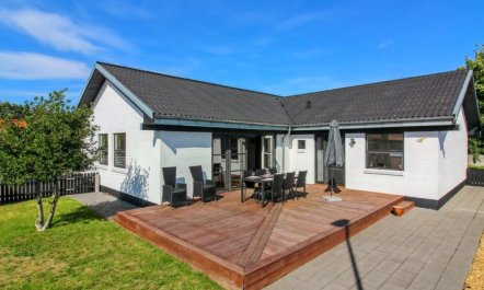 'Kælle' - 500m from the sea