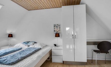 'Birla' - 600m from the sea 7