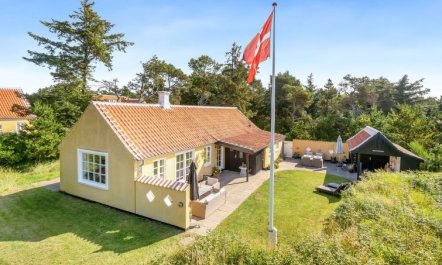 'Kalevi' - 300m from the sea