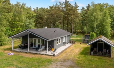 'Bæver' - 1km from the sea