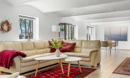 'Ilsebeth' - 400m from the sea 1