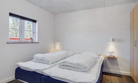 'Arlene' - 800m from the sea 1