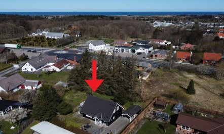 'Othelia' - 1.8km from the sea