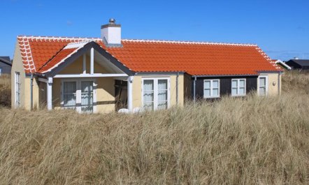 'Nille' - 100m from the sea