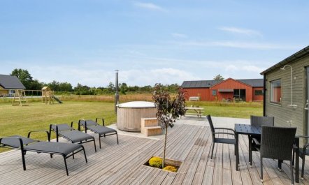 'Henke' - 475m from the sea 7