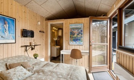 'Nannah' - 100m from the sea 4