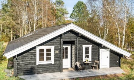 'Tanas' - 2km from the sea