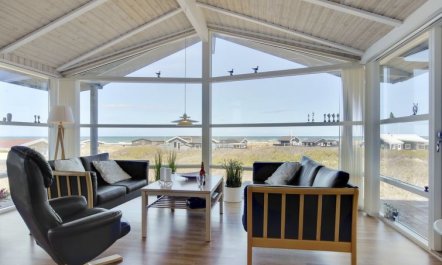 'Konsta' - 200m from the sea 4