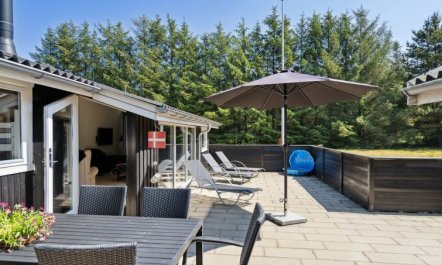 'Ally' - 250m from the sea 4